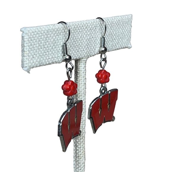 Wisconsin Badgers Dangle Earrings - Picture 2 of 4